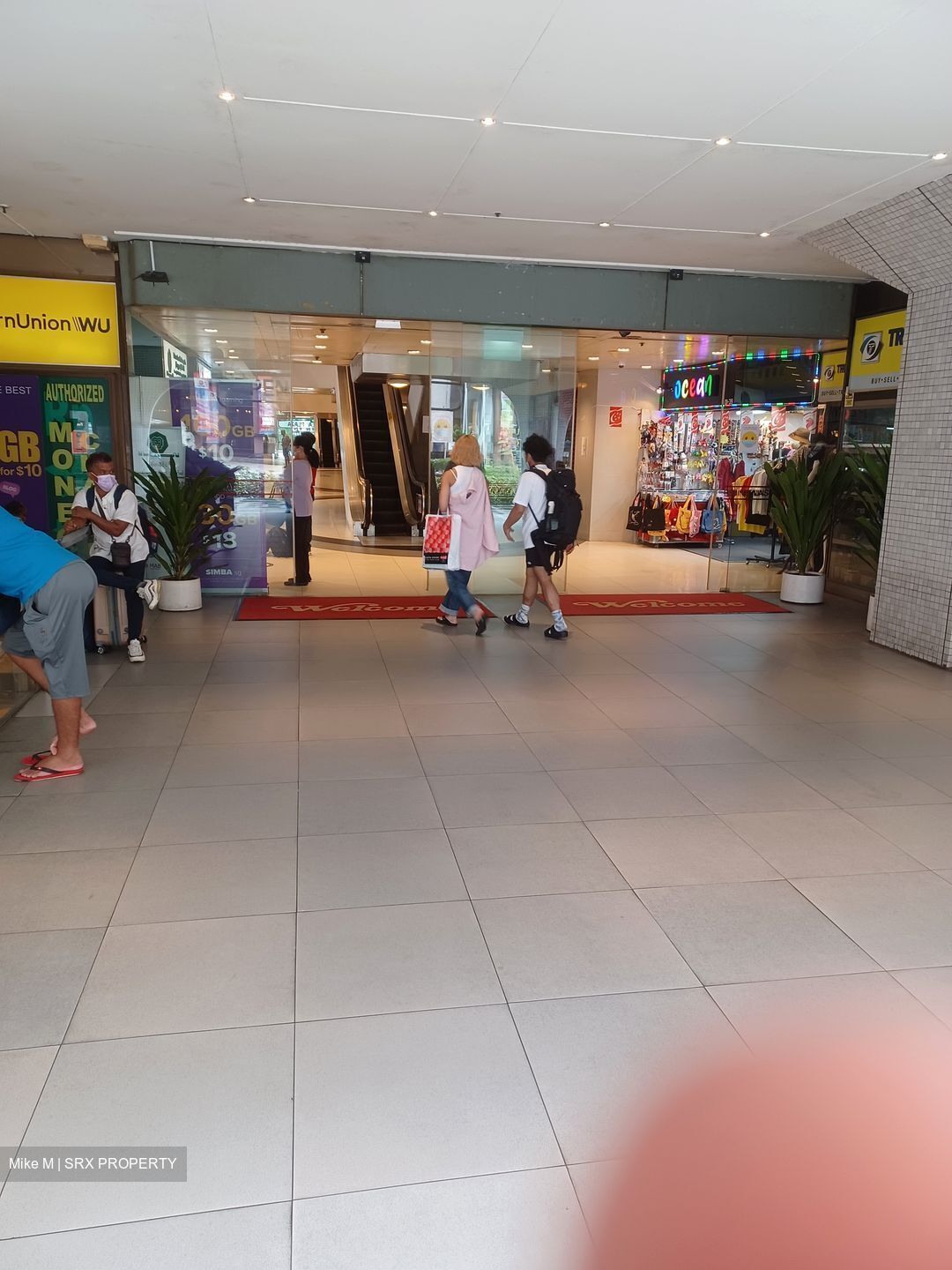 Peninsula Plaza (D6), Retail #374415741